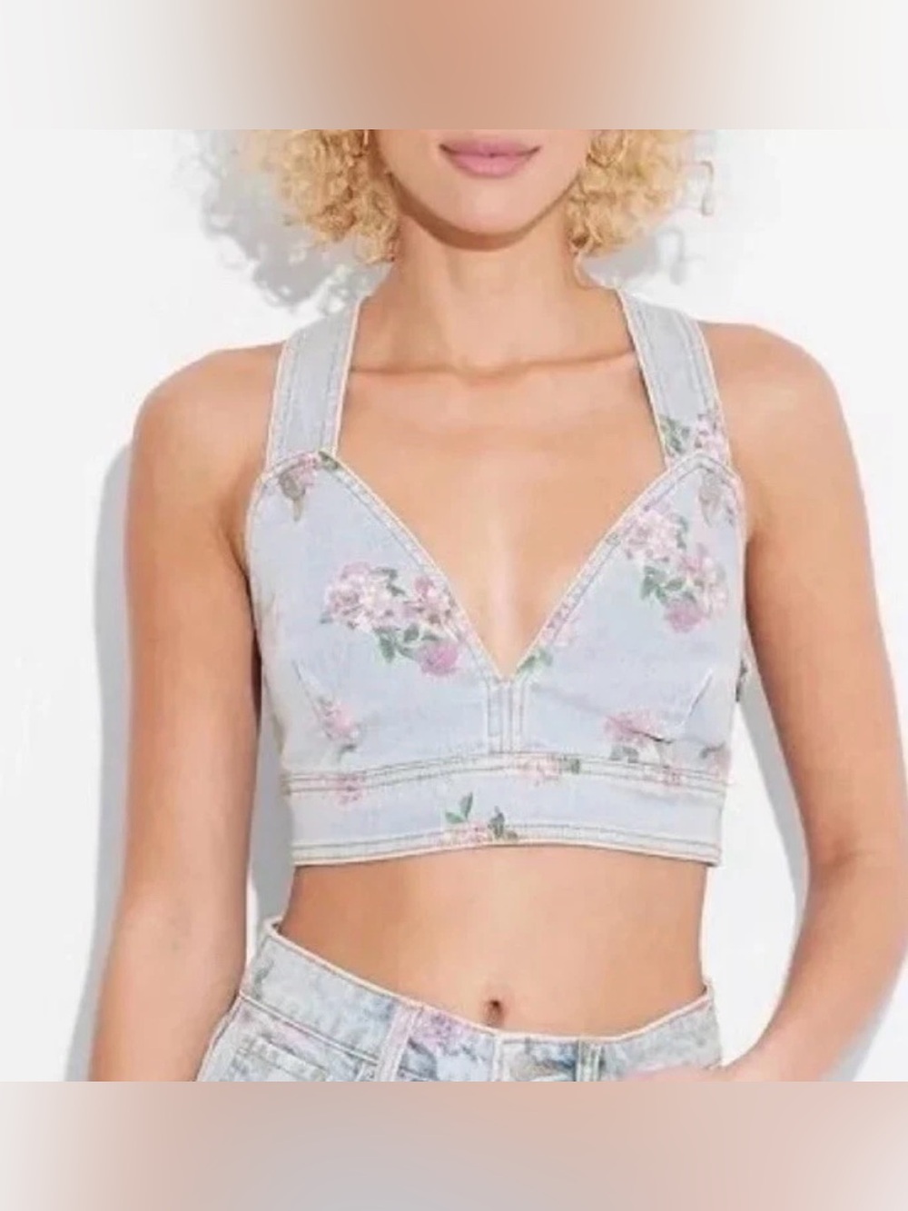 Wild Fable Floral Print Denim
Top Size Extra Large (XL) NWT